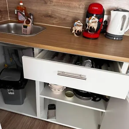 Smart Comfort Studion5 Private Kitchenette Bathroom 250m Marina Port Old 900m Apartment