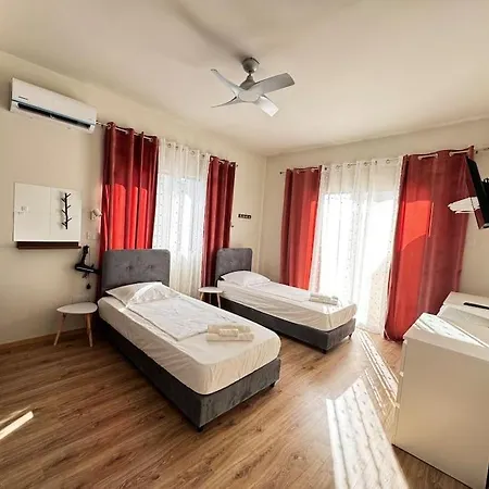 Smart Comfort Studion5 Private Kitchenette Bathroom 250m Marina Port Old 900m Apartment Limassol
