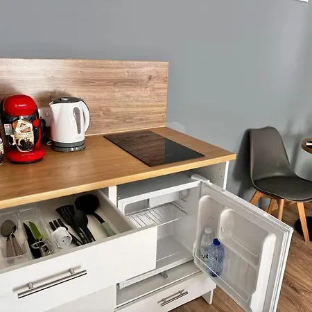 Smart Comfort Studion5 Private Kitchenette Bathroom 250m Marina Port Old 900m Limasol