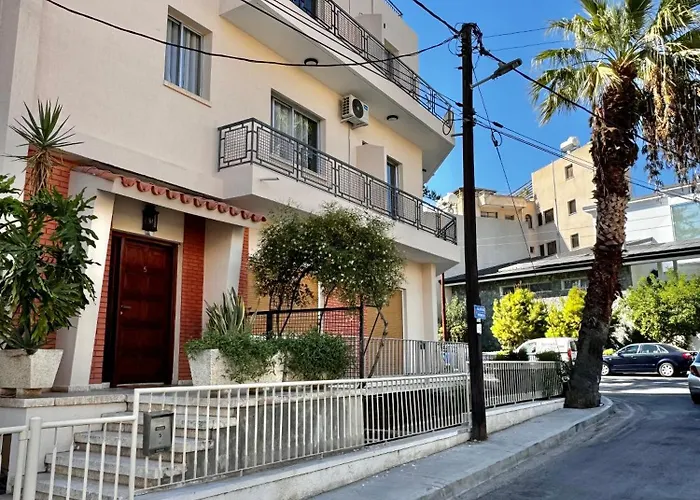 Smart Comfort Studion5 Private Kitchenette Bathroom 250m Marina Port Old 900m Limasol